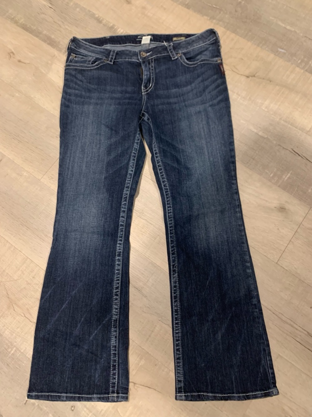 Silver Jeans Women's Dark Blue Flare Jeans